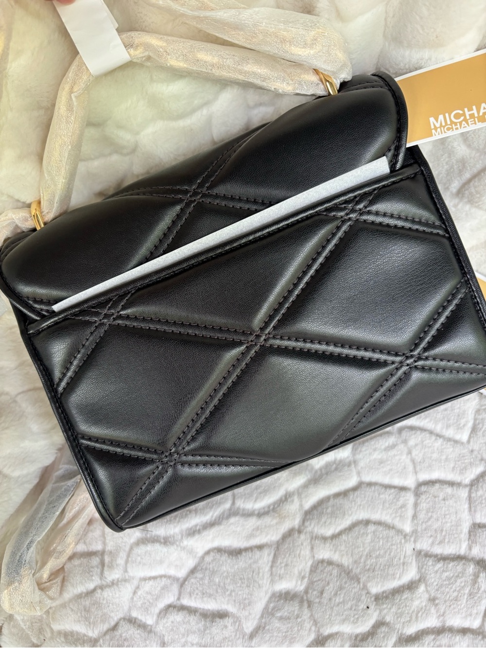 SOLD❌ Michael Kors Serena Medium Flap Shoulder Bag - Picture 6 of 13